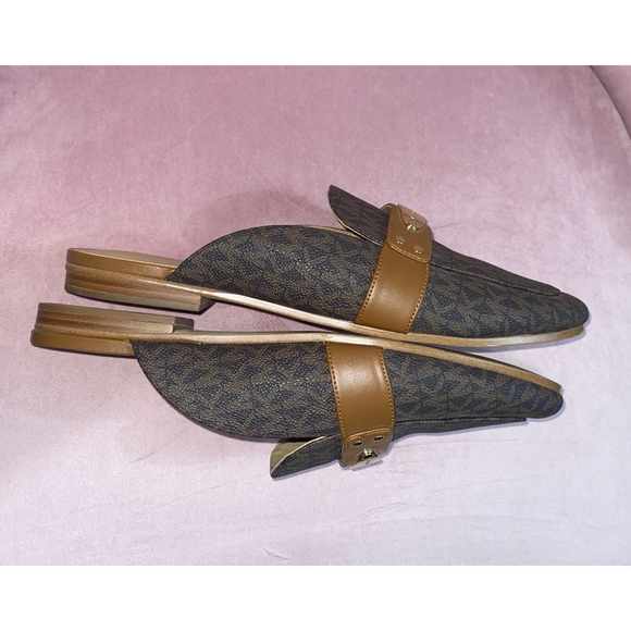 Solid Michael Kors PV22B Women’s PreLoved Size 10M Logo Plate Mule - Picture 5 of 9